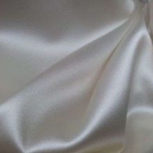 20120924_175801-1.jpg SATIN DE SOIE BLANC CASSE