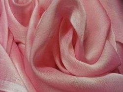 acheter_du_tissu_1549-1.jpg MOUSSELINE CHANGEANTE ROSE