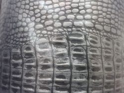 acheter_du_tissu_2981-1.jpg SIMILI CUIRCROCO ARGENT EPAIS