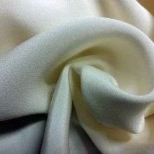 acheter_du_tissu_814-1.jpg CREPE DE SOIE BLANC CASSE