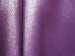 TISSU SIMILI CUIR VIOLET