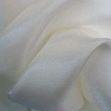 tissus02-2011_90.jpg TISSU ORGANZA IRISE BLANC CASSE