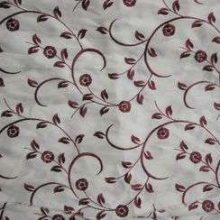 tissus03-2011_10.jpg TISSU TAFFETAS BRODE 07