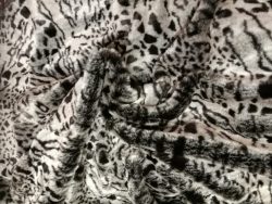 TISSU FAUSSE FOURRURE 5
